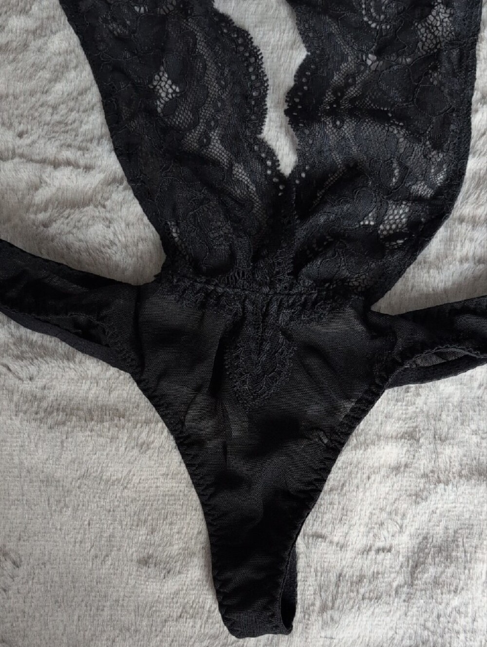 La SENZA Black Lace Plunge Teddy Bodysuit - Picture 8 of 13